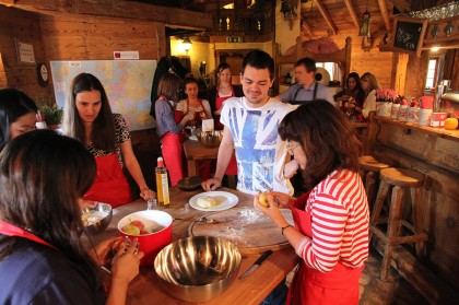 apple strudel baking